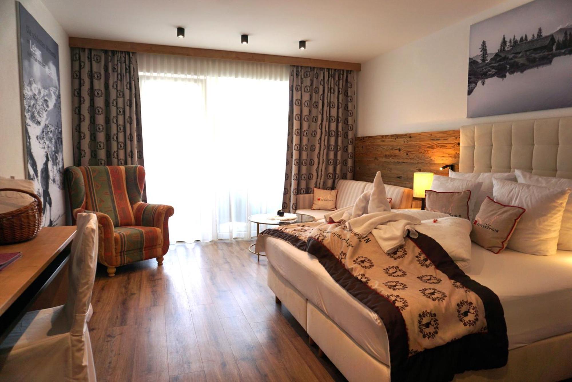 Hotel Alpenkoenigin - Sommer Silvretta Premium Card Inklusive See Exterior photo